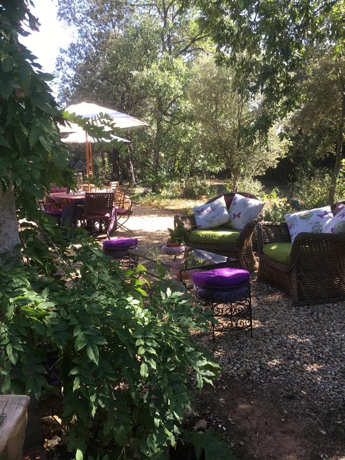 Longo Mai Bed & Breakfast Sillans-la Cascade Eksteriør bilde